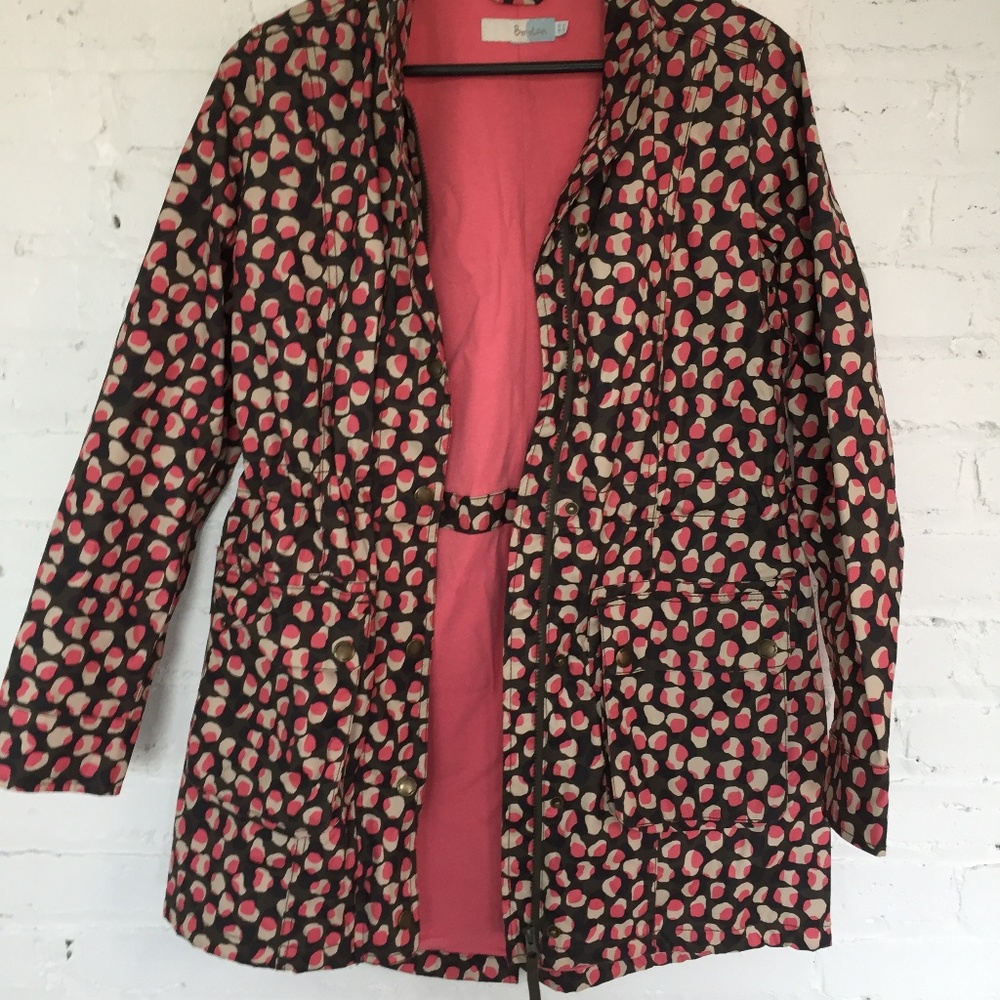 Boden woman's raincoat - pattern